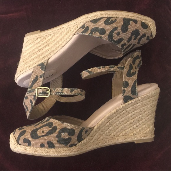 Leopard Espadrille Wedges Size 7.5 - Picture 7 of 7
